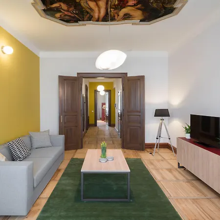 Art House By Adrez Praga