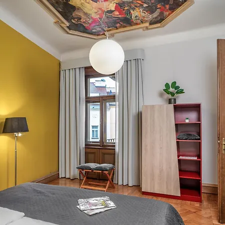 Apartment Art House By Adrez *