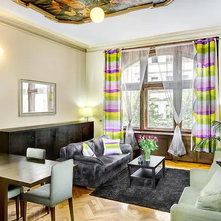 Art House By Adrez Apartment