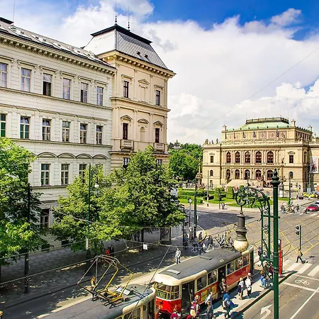 Art House By Adrez * Prague