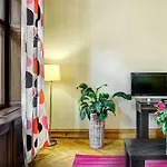 Art House By Adrez * Prag
